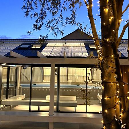 Tasman Holiday Parks - ไครสต์เชิร์ช ภายนอก รูปภาพ The new extension at night