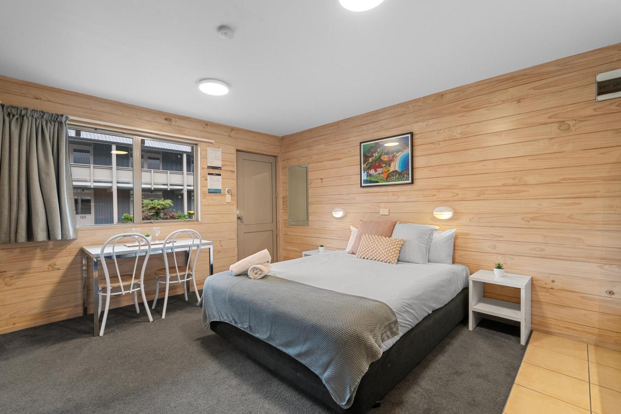 Tasman Holiday Parks - ไครสต์เชิร์ช ภายนอก รูปภาพ A studio apartment in New Zealand