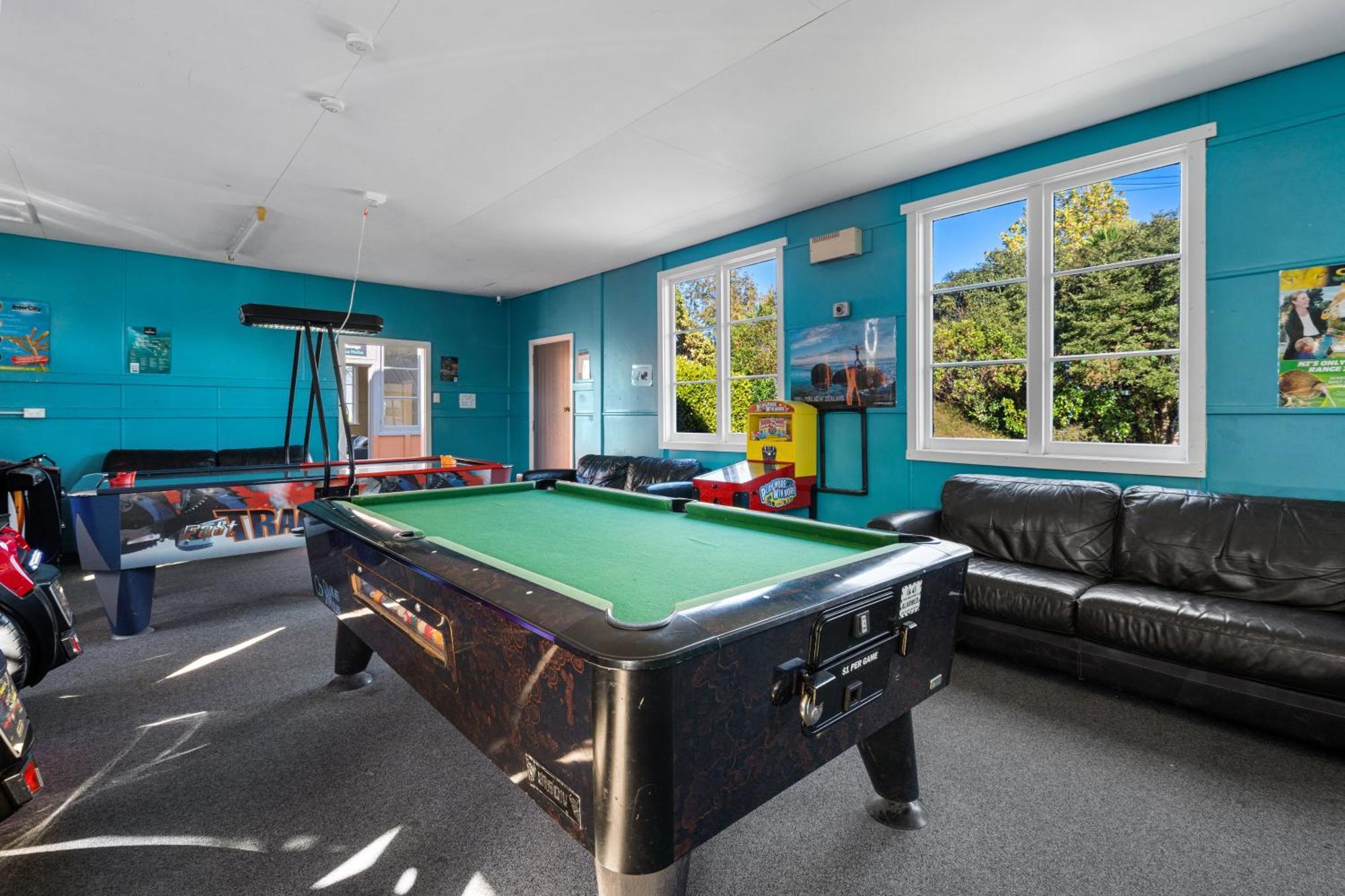 Tasman Holiday Parks - ไครสต์เชิร์ช ภายนอก รูปภาพ Games room