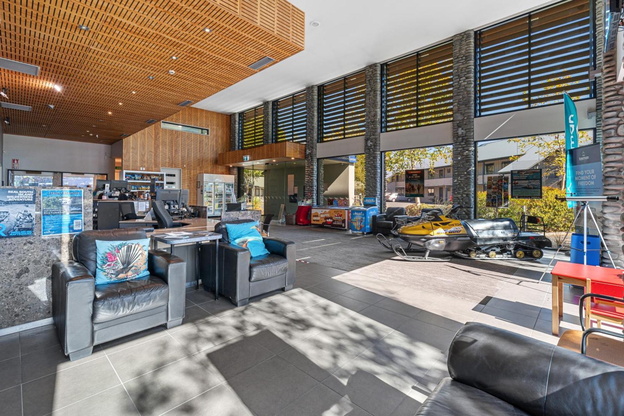 Tasman Holiday Parks - ไครสต์เชิร์ช ภายนอก รูปภาพ The interior of the terminal