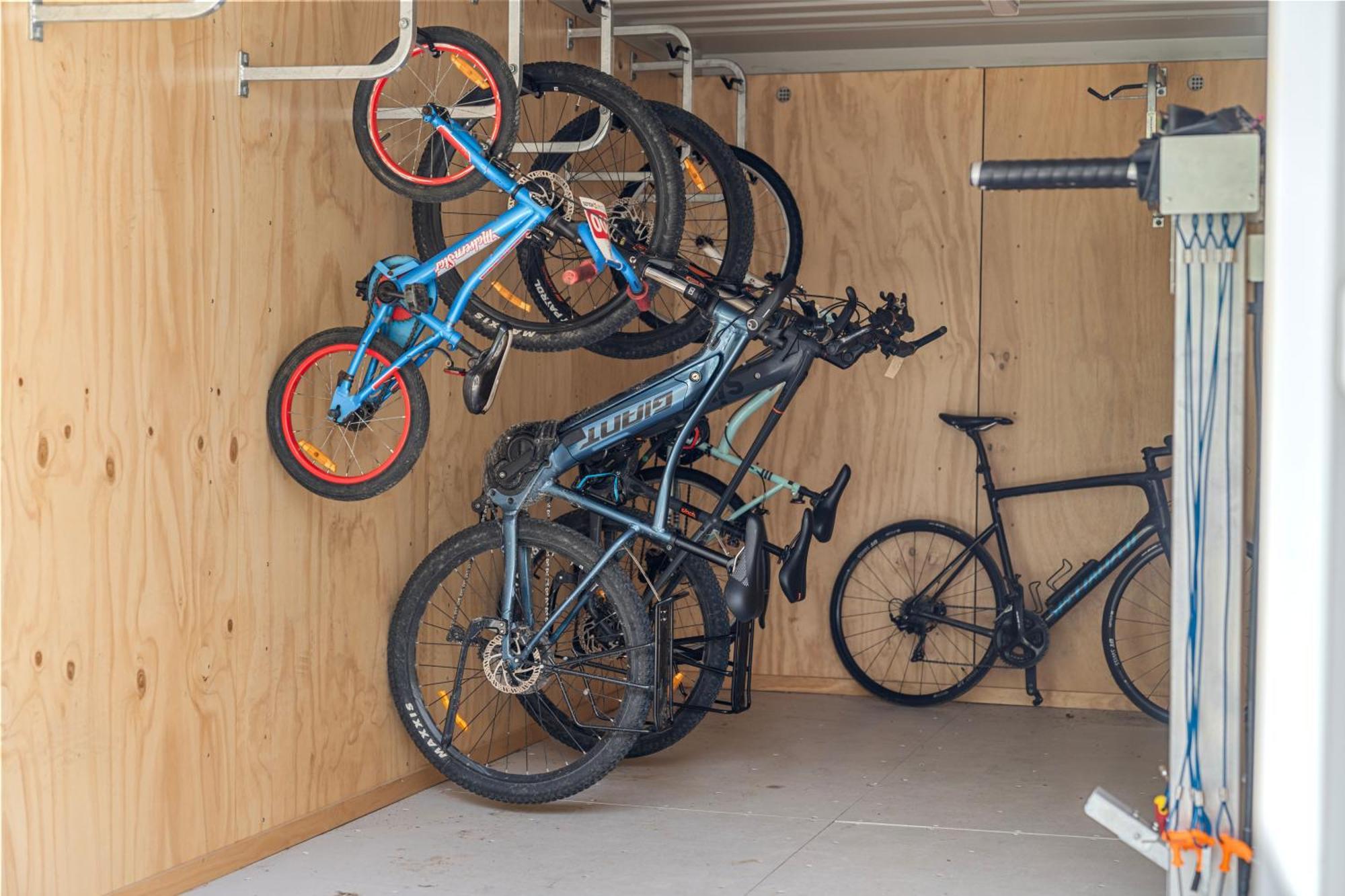 Tasman Holiday Parks - ไครสต์เชิร์ช ภายนอก รูปภาพ A bike lift