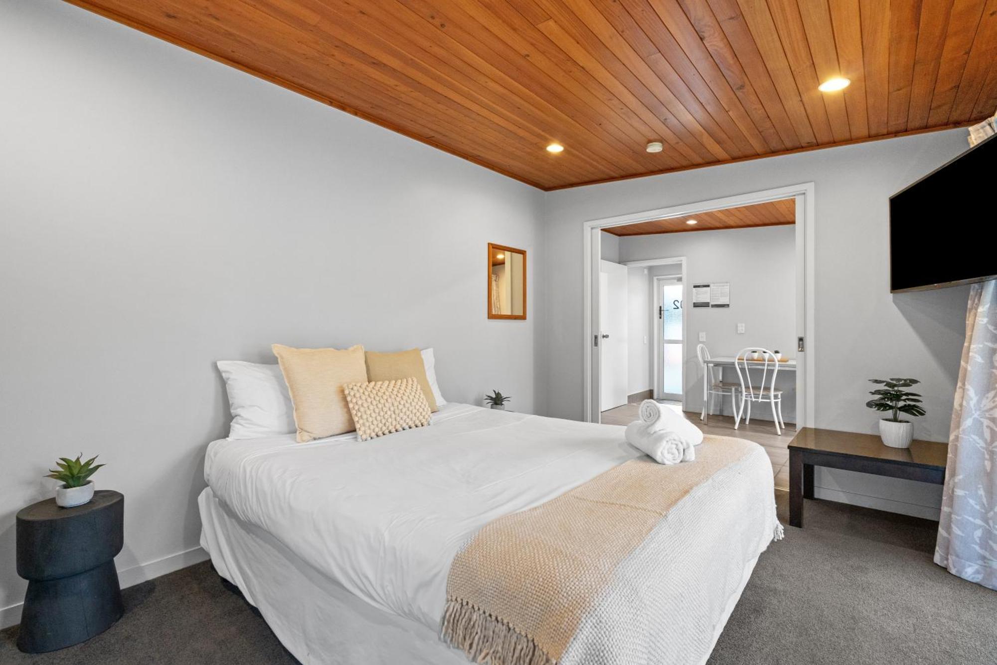 Tasman Holiday Parks - ไครสต์เชิร์ช ภายนอก รูปภาพ A bedroom at the hotel